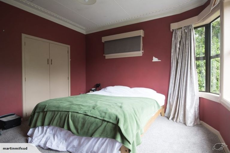 Photo of property in 24 Wharfdale Street, Macandrew Bay, Dunedin, 9014