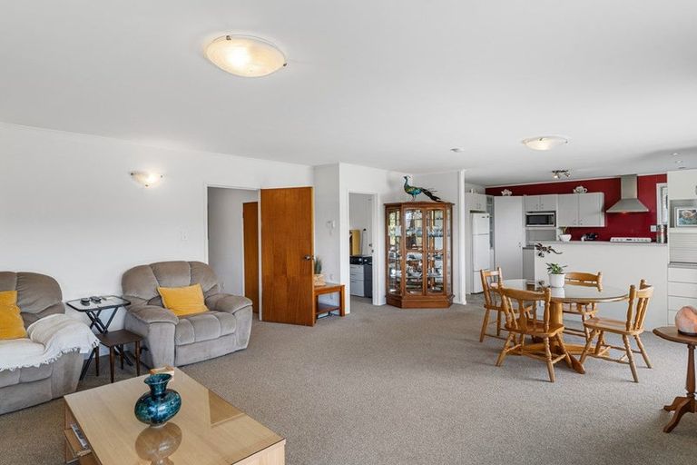 Photo of property in 85 Weatherly Road, Torbay, Auckland, 0630