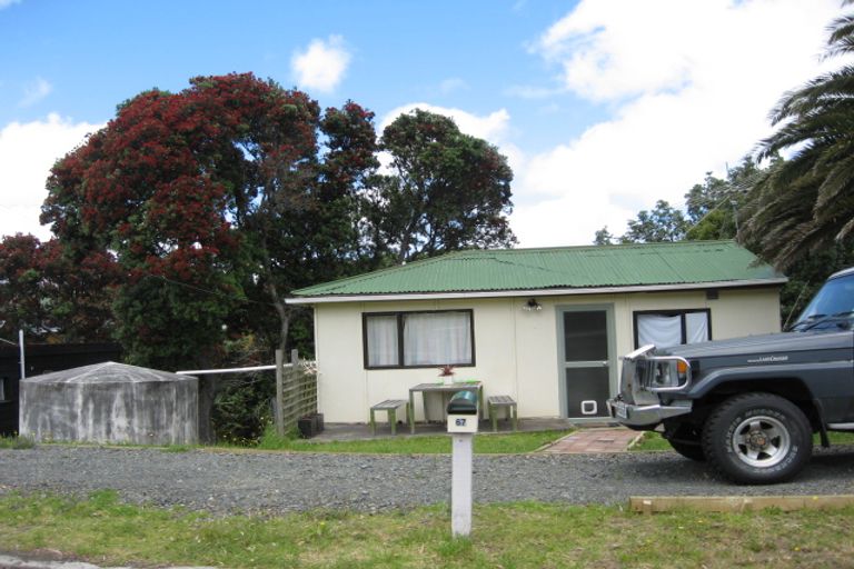 Photo of property in 67 Waitea Road, Muriwai, Waimauku, 0881