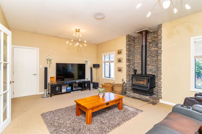 Photo of property in 49 Centennial Avenue, Milton, 9220