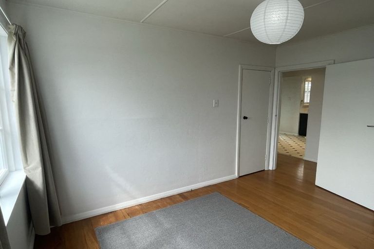 Photo of property in 37 Blighs Road, Strowan, Christchurch, 8052