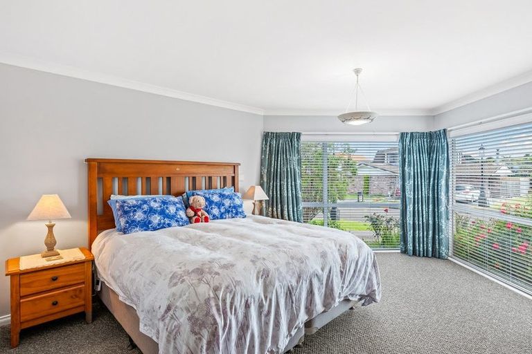 Photo of property in 8 Tudor Court, Paraparaumu Beach, Paraparaumu, 5032