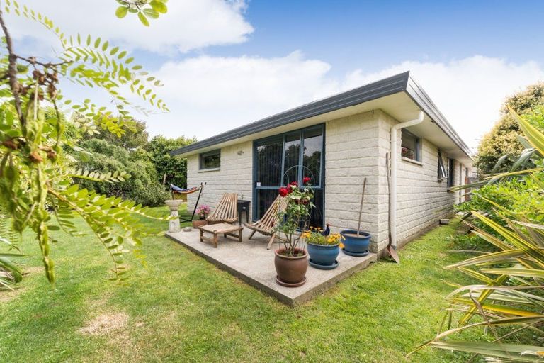 Photo of property in 69 Meridian Grove, Kelvin Grove, Palmerston North, 4414