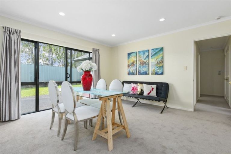 Photo of property in 11 Campile Close, East Tamaki, Auckland, 2016