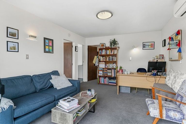 Photo of property in 3/12 Cleveland Street, Brooklyn, Wellington, 6021