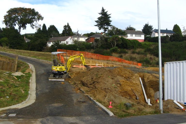 Photo of property in 17 Sretlaw Place, Brockville, Dunedin, 9011