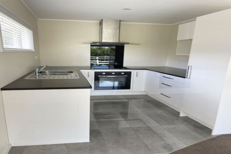 Photo of property in 95 Bruce Road, Glenfield, Auckland, 0629