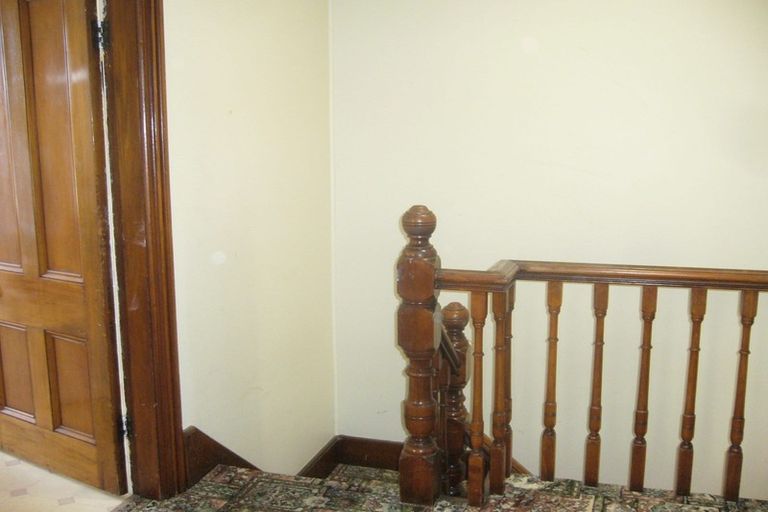 Photo of property in 16-18 Levy Street, Mount Victoria, Wellington, 6011