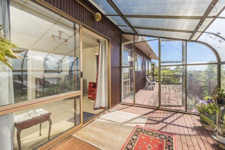 Photo of property in 11 Ross Avenue, Glenfield, Auckland, 0629
