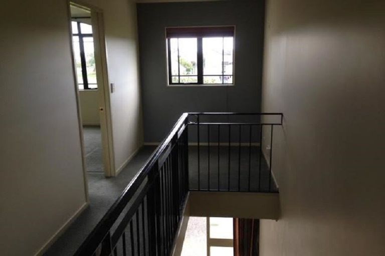 Photo of property in 9 Rialto Court, East Tamaki Heights, Auckland, 2016