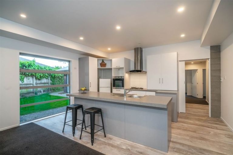 Photo of property in 13a Riley Crescent, Woolston, Christchurch, 8023