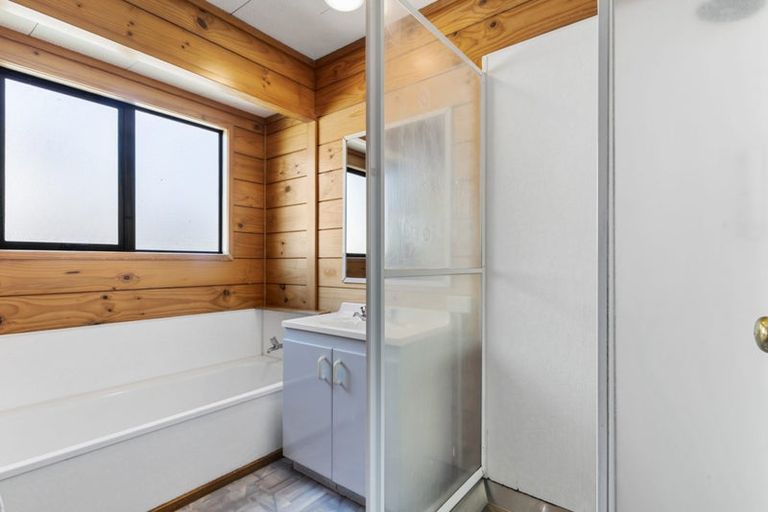 Photo of property in 28 Harley Road, Hauraki, Auckland, 0622