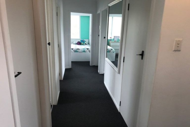 Photo of property in 52 Oranga Street, Westown, New Plymouth, 4310