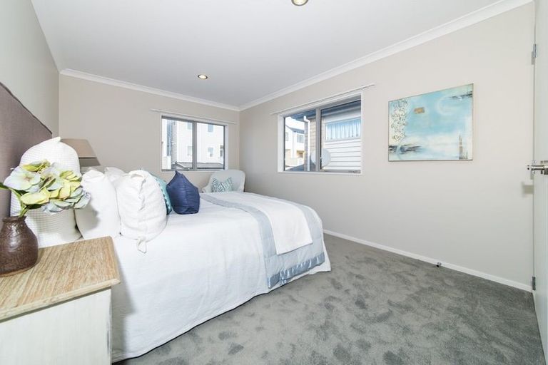 Photo of property in 10 Sunshine Lane, Flat Bush, Auckland, 2019