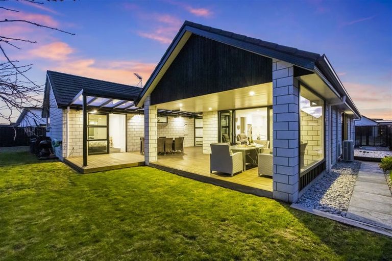 Photo of property in 54 Roy Hilton Drive, Flagstaff, Hamilton, 3210