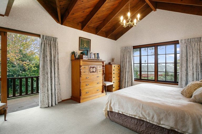 Photo of property in 261 Shakespeare Street, Leamington, Cambridge, 3432