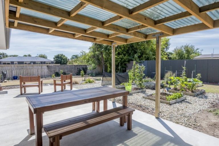 Photo of property in 12 Awahou Place, Foxton, 4814