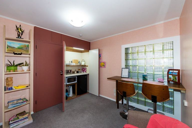 Photo of property in 37 Barnard Avenue, Maraenui, Napier, 4110