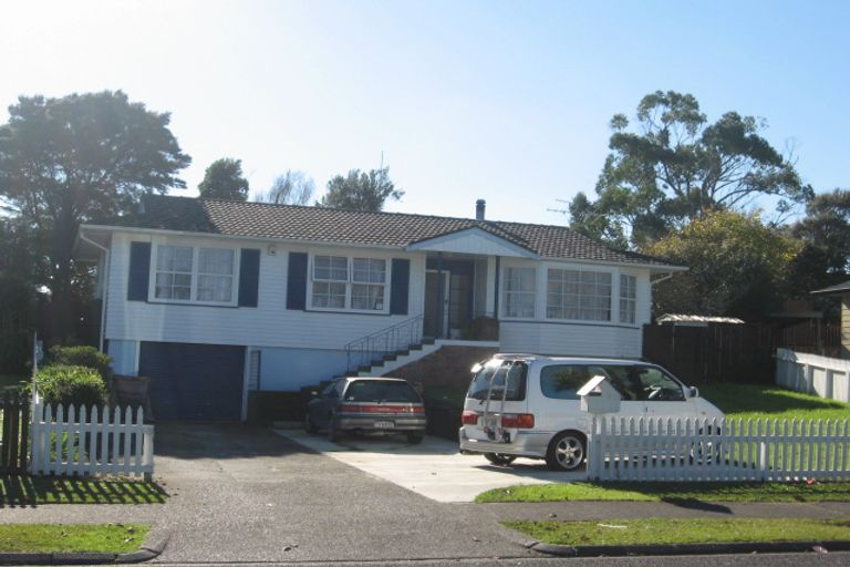 Photo of property in 12 Burndale Terrace, Manurewa, Auckland, 2102
