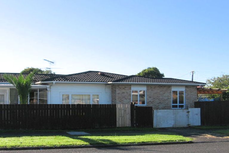 Photo of property in 1/32 Clendon Avenue, Papatoetoe, Auckland, 2025