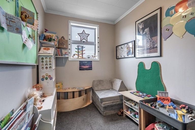 Photo of property in 72 Hamilton Street, East Gore, Gore, 9710