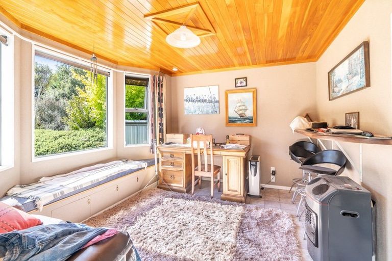 Photo of property in 48 Westmere Place, Manapouri, 9679