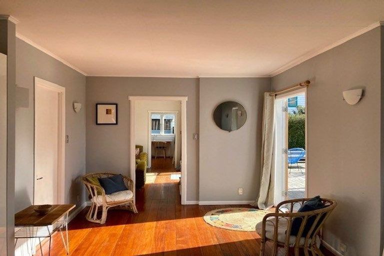 Photo of property in 6 Insley Street, Mangawhai, 0505