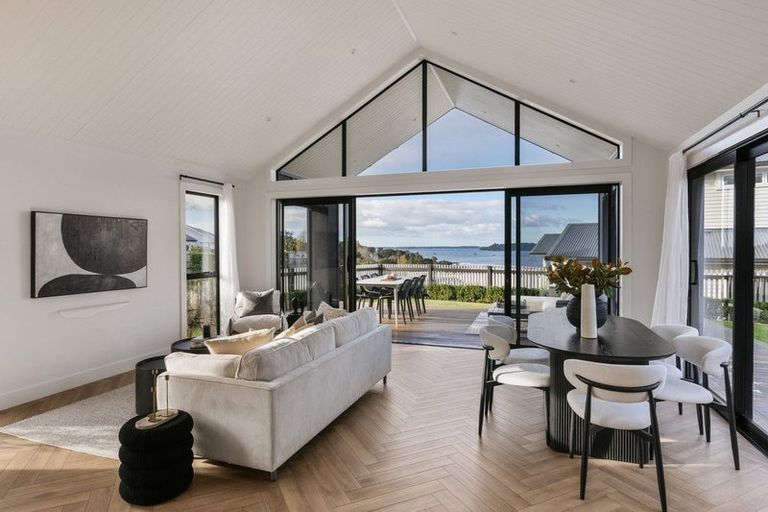 Photo of property in 1 Whitworth Lane, Omokoroa, 3114