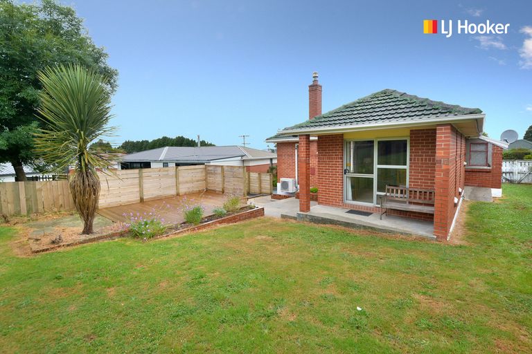 Photo of property in 14 Ashmore Street, Halfway Bush, Dunedin, 9010