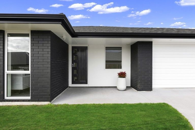 Photo of property in 59 Awataha Crescent, Pyes Pa, Tauranga, 3110