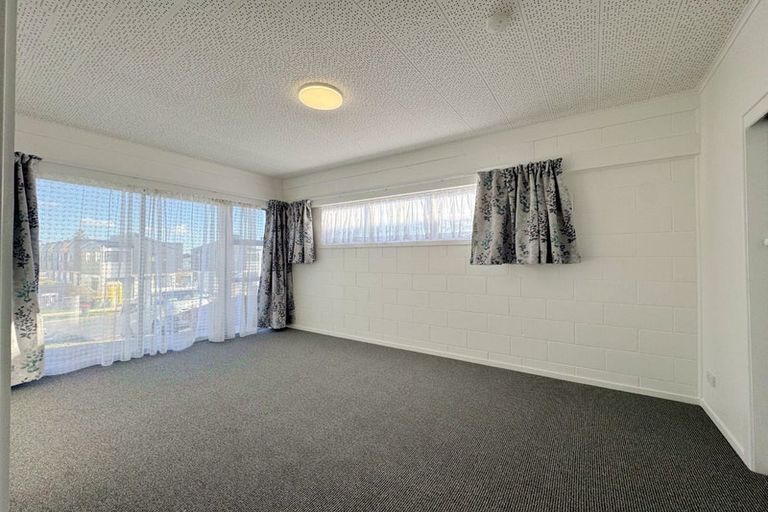 Photo of property in 96 Cardiff Road, Pakuranga, Auckland, 2010