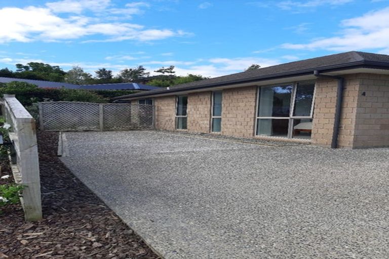 Photo of property in 4 Parkdale Close, Snells Beach, 0920