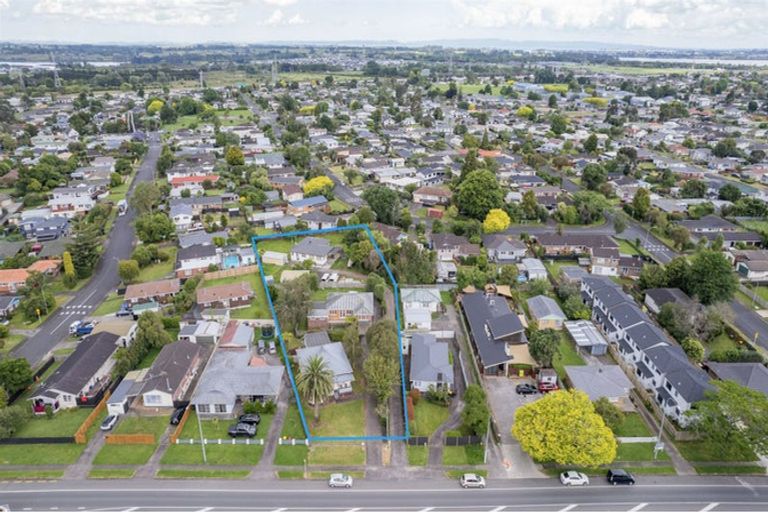Photo of property in 433 Great South Road, Opaheke, Papakura, 2113