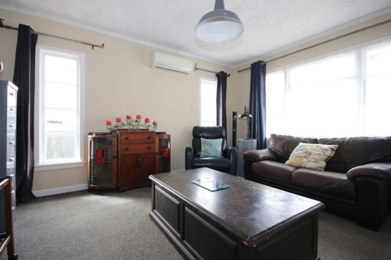 Photo of property in 246f Marine Parade, Bluff, 9814