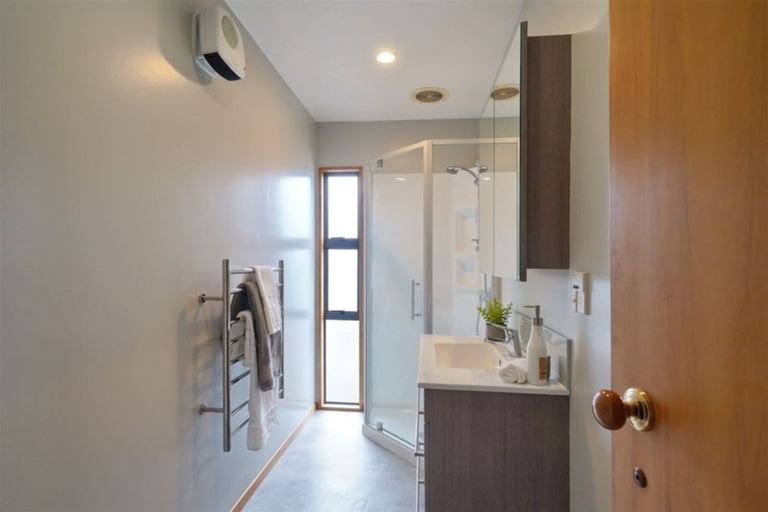 Photo of property in 3/96 Wainui Street, Riccarton, Christchurch, 8041