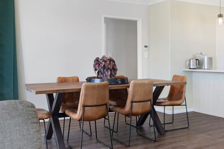 Photo of property in 84 Bert Wall Drive, Omokoroa, 3114