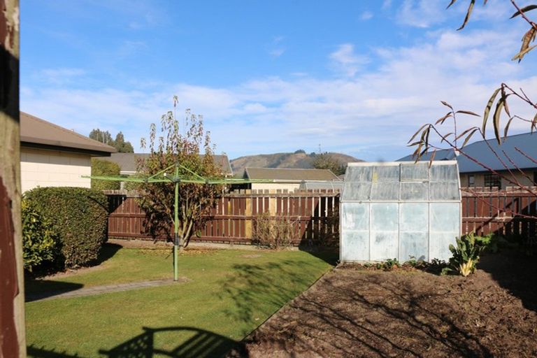 Photo of property in 8 Gorge Road, Waimate, 7924