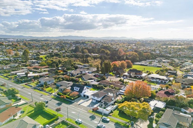 Photo of property in 166 Sandwich Road, St Andrews, Hamilton, 3200