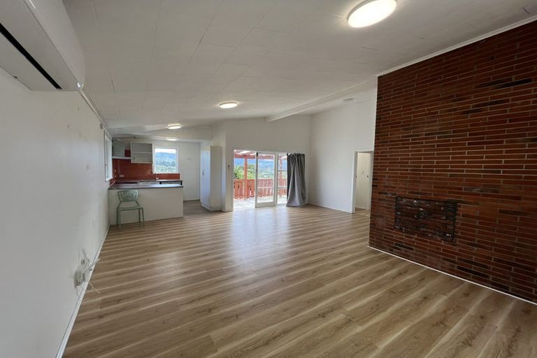 Photo of property in 11 Autumn Avenue, Glen Eden, Auckland, 0602