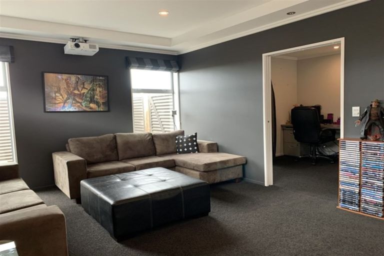 Photo of property in 7 Whakatipu Street, Pegasus, 7612