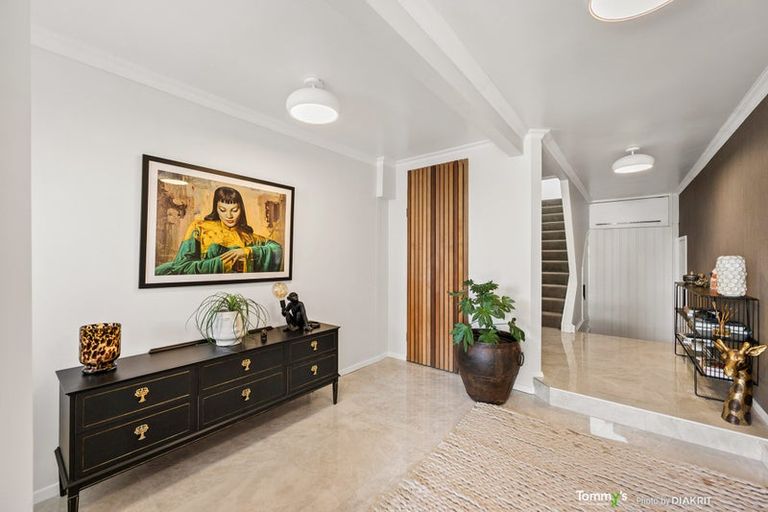 Photo of property in 100b Homebush Road, Khandallah, Wellington, 6035