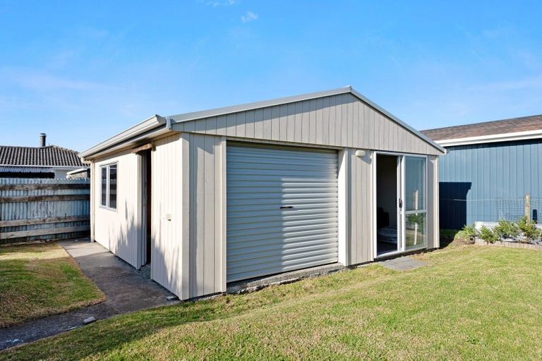 Photo of property in 48 Norfolk Crescent, Otaki Beach, Otaki, 5512