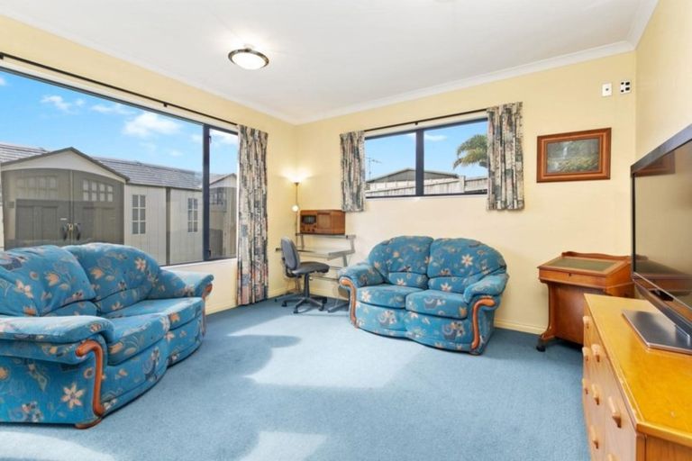 Photo of property in 8 Goodrich Close, Bethlehem, Tauranga, 3110