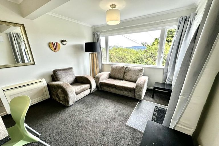 Photo of property in 73 Townsend Road, Miramar, Wellington, 6022