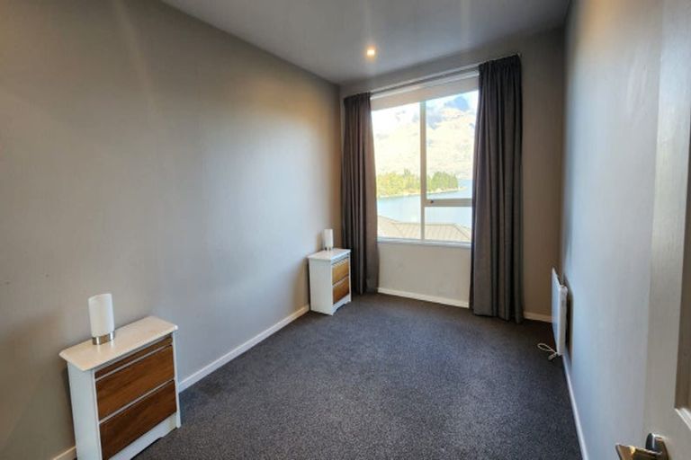 Photo of property in 4/6 Suburb Street, Queenstown, 9300