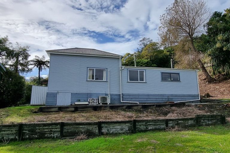 Photo of property in 26 Puketahi Street, Greymouth, 7805