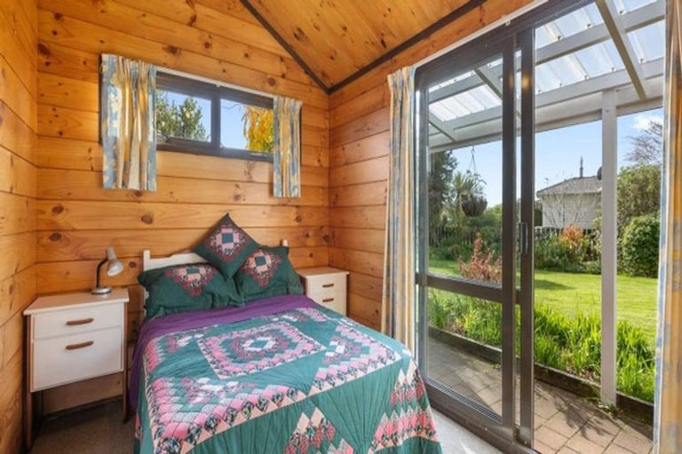 Photo of property in 19 Nikau Street, Inglewood, 4330