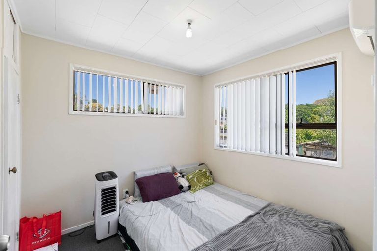Photo of property in 13 Waari Avenue, Sunnyvale, Auckland, 0612