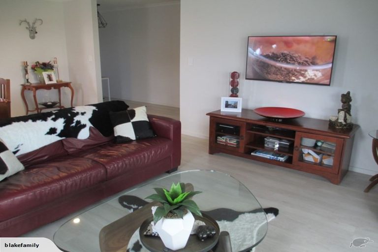 Photo of property in 22 Gimson Street, Solway, Masterton, 5810