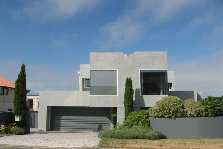 Photo of property in 67 Glenstrae Road, Redcliffs, Christchurch, 8081